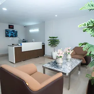Bed & Breakfast Aster Homes I 2bhk I Sec-39 I Near Medanta, Gurgaon
